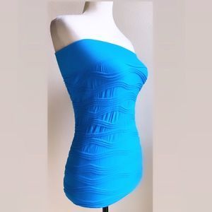 💎  Light Blue Textured Mini Skirt/Tube Top  💎